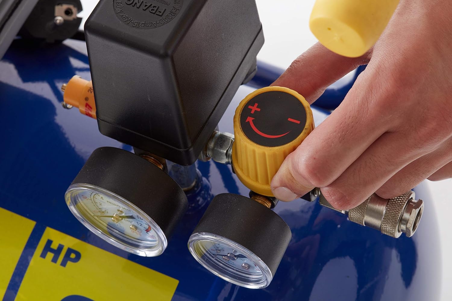 Olejový, mobilní, vzduchový kompresor, 8 barů, 50 l, 1,9 kW, 170l./min., 230 V, MICHELIN MB 5020